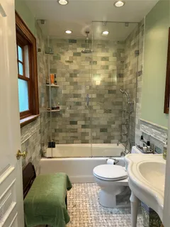 $1,288,888 | 38-47 Douglaston Parkway | Douglaston