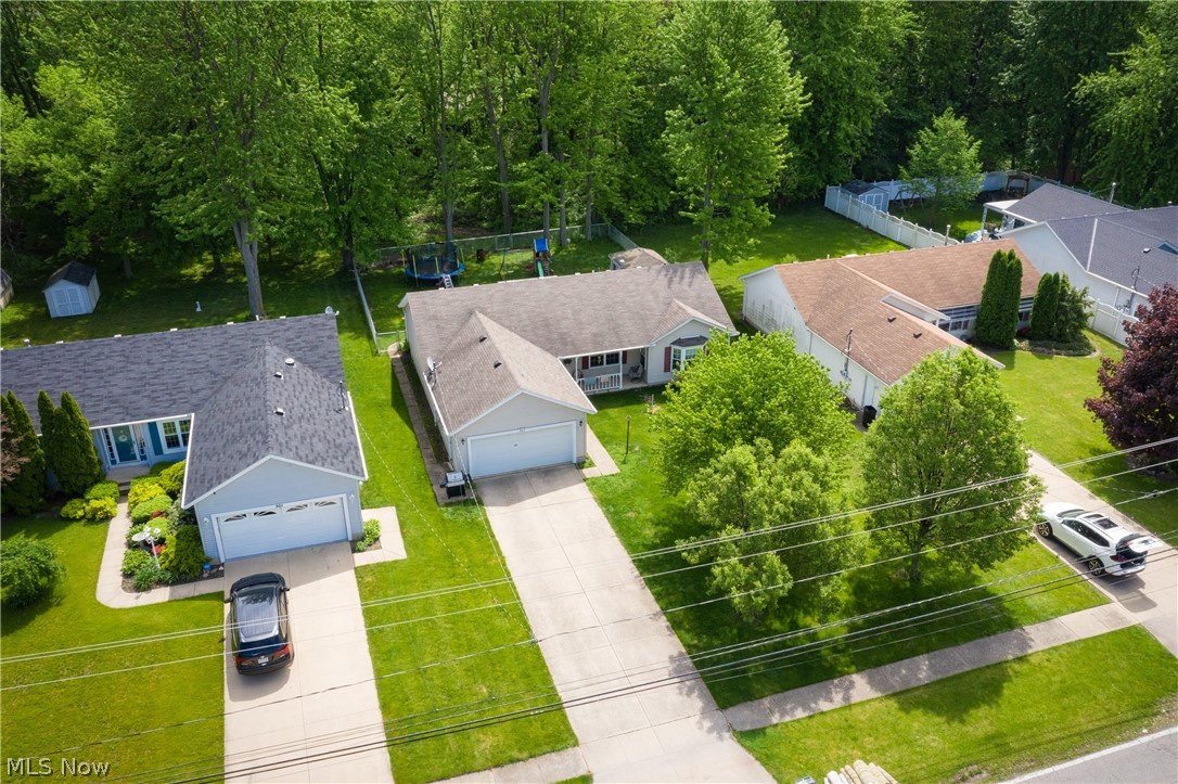 307 Root Road Lorain, OH 44052 - Photo 2 of 33 Gallery Image 2