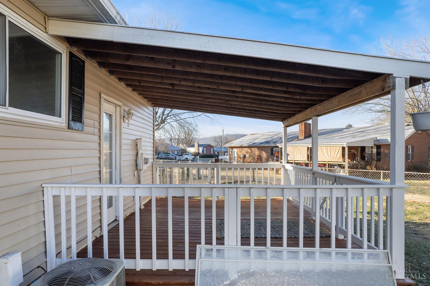 1861 Stivers Road Aberdeen, OH 45101 - Photo 7 of 37