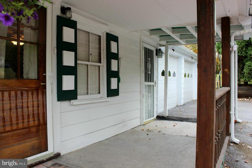 21 Grandaddy Road Harpers Ferry, WV 25425 - Photo 7 of 19 Side Porch