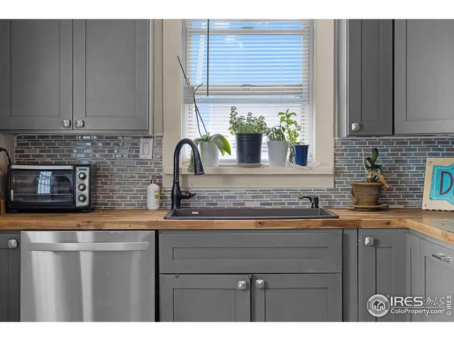 $565,000 | 20629 Highway 60, Platteville, CO 80651