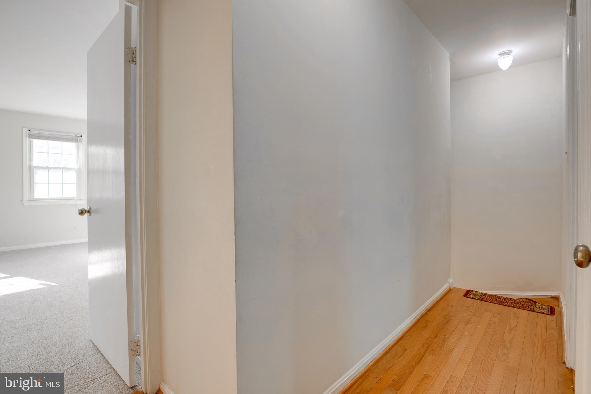 8024 Sleepy View Lane Springfield, VA 22153 - Photo 31 of 48 Gallery Image 31