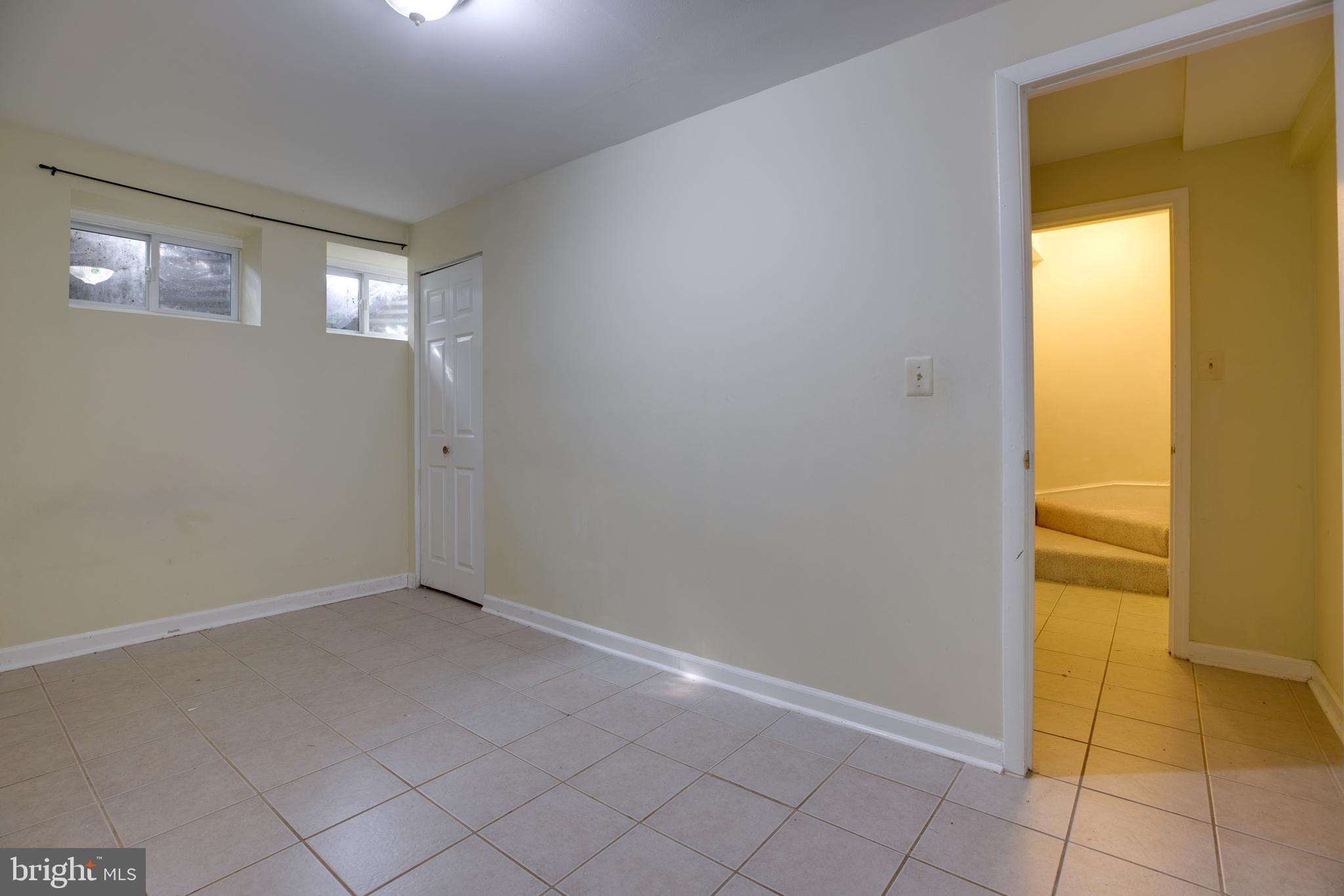 8024 Sleepy View Lane Springfield, VA 22153 - Photo 43 of 48 Gallery Image 43