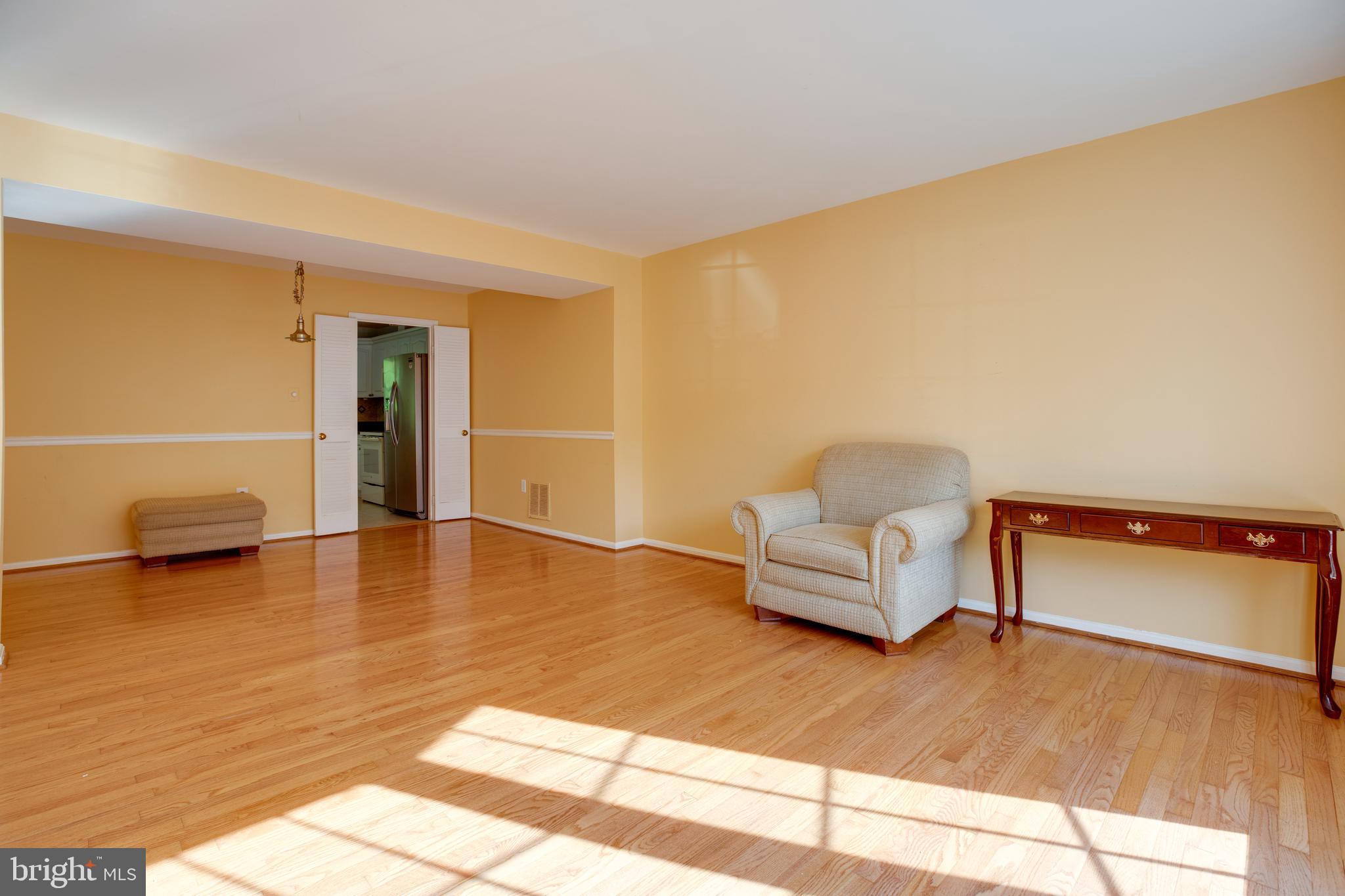 8024 Sleepy View Lane Springfield, VA 22153 - Photo 9 of 48 Gallery Image 9