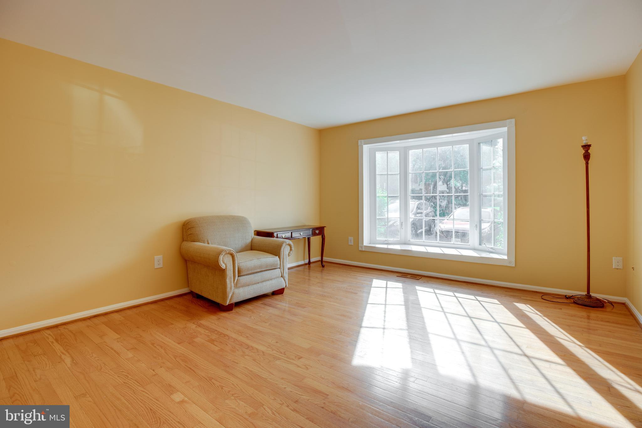 8024 Sleepy View Lane Springfield, VA 22153 - Photo 10 of 48 Gallery Image 10