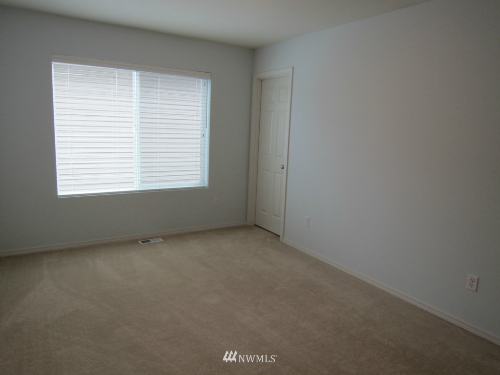 4006 153rd Place Southeast Bothell, WA 98012 - Photo 12 of 13