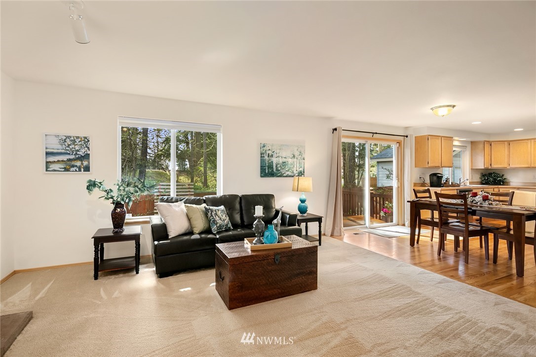 3921 Northeast 9th Place Renton, WA 98056 - Photo 11 of 25