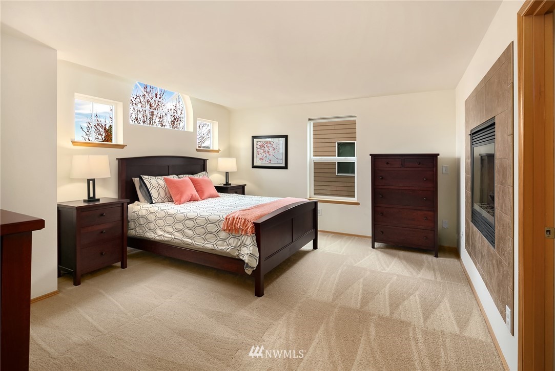 3921 Northeast 9th Place Renton, WA 98056 - Photo 14 of 25