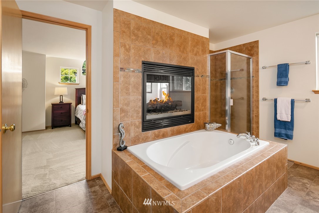 3921 Northeast 9th Place Renton, WA 98056 - Photo 17 of 25