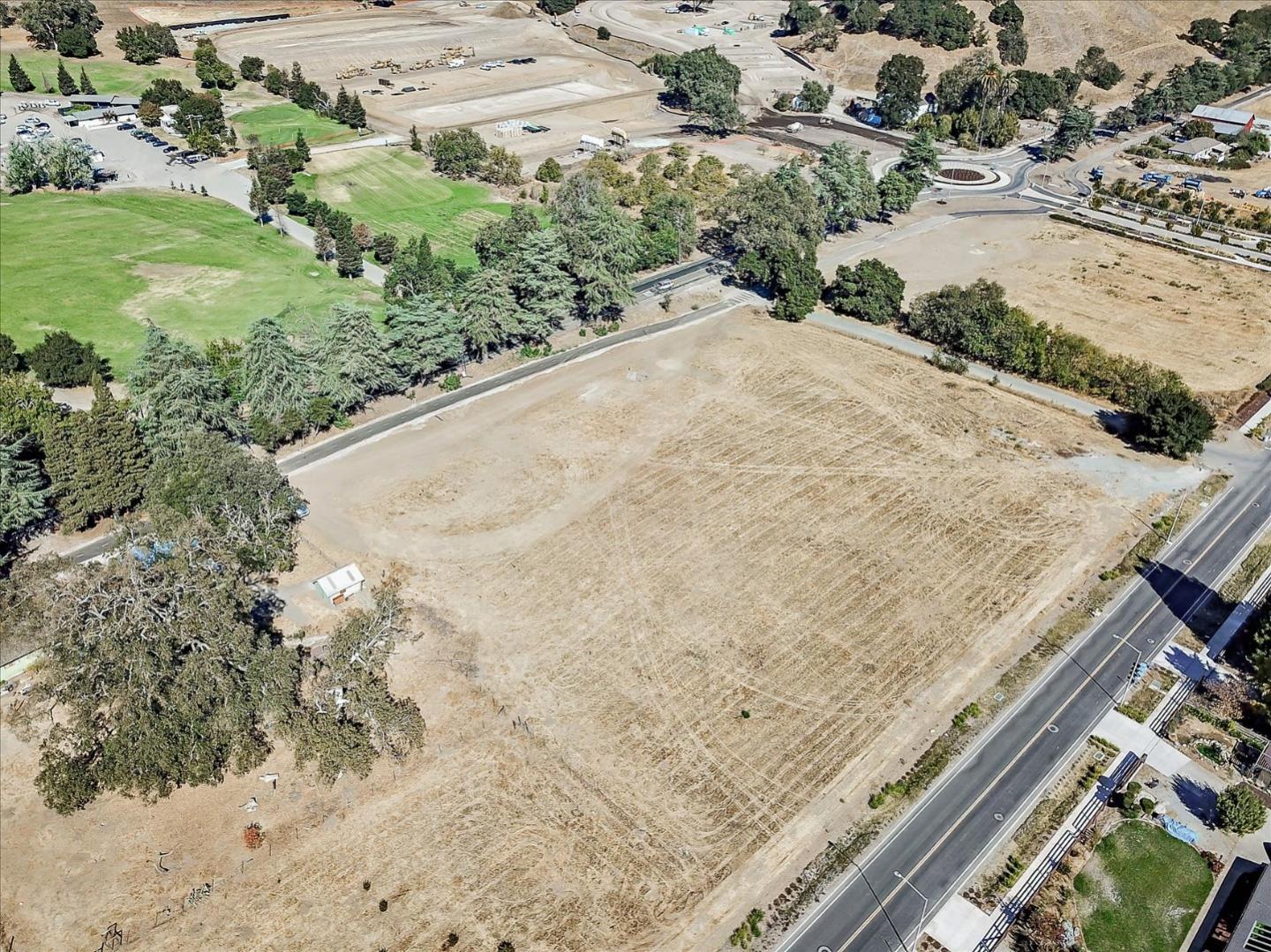 2740 Hecker Pass Road Gilroy, CA 95020 - Photo 13 of 15 a view of a backyard of the house
