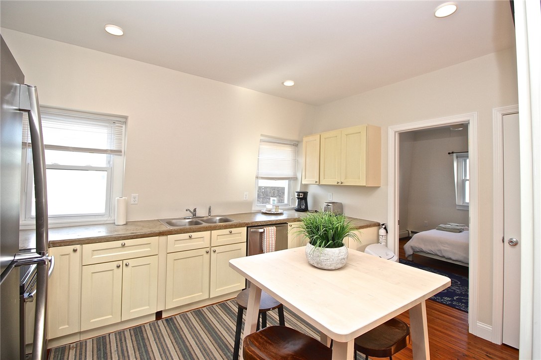 668 Thames Street, Unit 3 Newport, RI 02840 - Photo 20 of 47 Eat in Kitchen and view to bedroom 2
