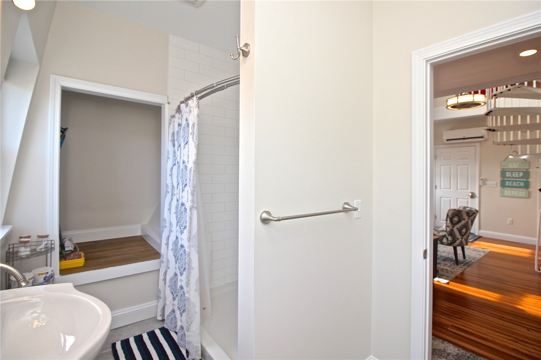 668 Thames Street, Unit 3 Newport, RI 02840 - Photo 24 of 47 Bathroom with shower off living room.