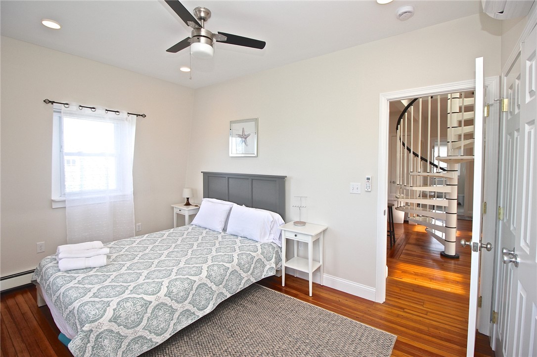 668 Thames Street, Unit 3 Newport, RI 02840 - Photo 27 of 47 Bedroom 1