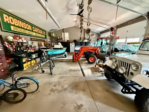 $940,000 | 16054 Division Drive, Marshall, MI 49068