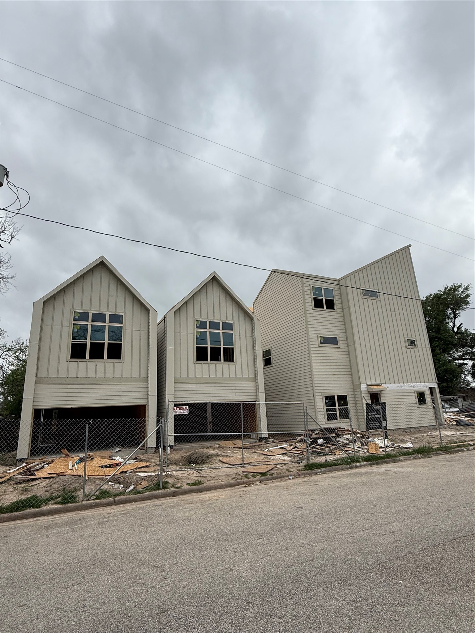 5315 Terry Street Houston, TX 77009 - Photo 7 of 14 4 new homes around the corner.