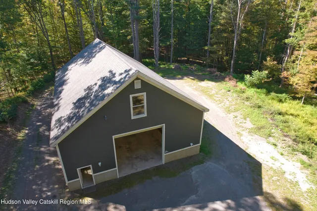 $995,000 | 177 Buck Road, Stone Ridge, NY 12484