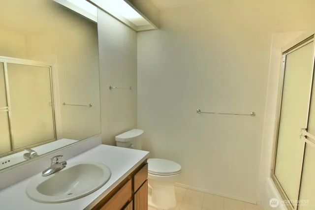 $3,000 | 10942 167th Avenue Northeast, Redmond, WA 98052