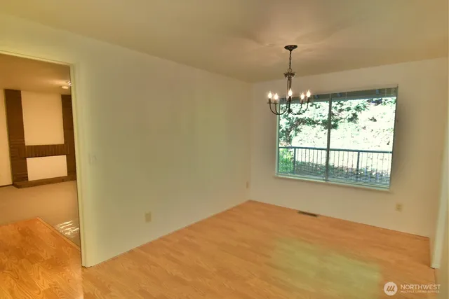 $3,000 | 10942 167th Avenue Northeast, Redmond, WA 98052