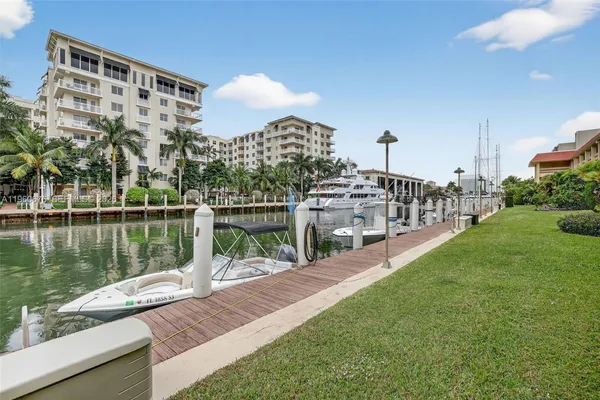 $2,500 | 1700 Southeast 15th Street, Unit 106, Fort Lauderdale, FL 33316