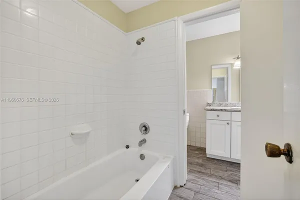 $2,500 | 1700 Southeast 15th Street, Unit 106, Fort Lauderdale, FL 33316