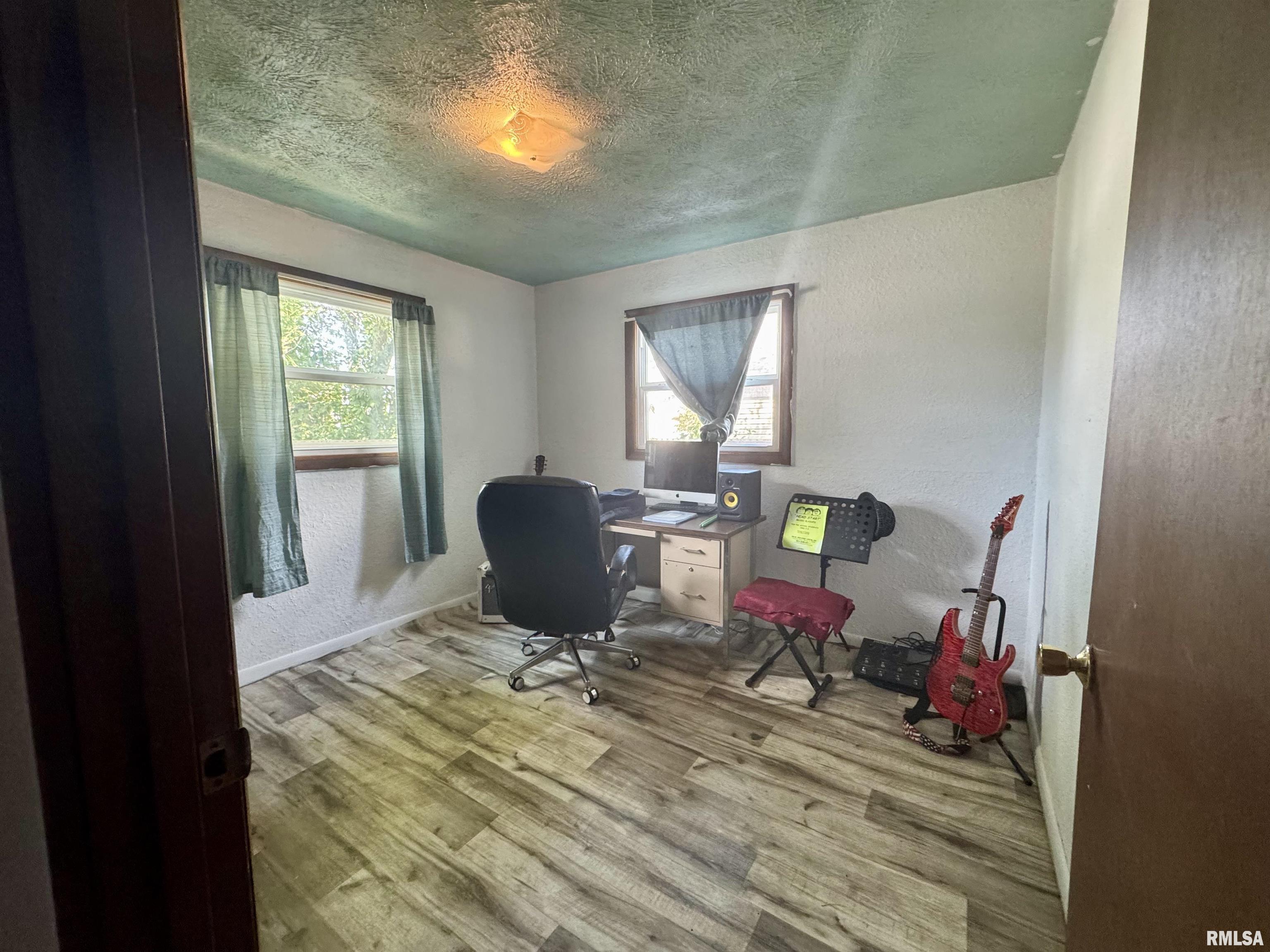 212 West Sylvia Avenue Christopher, IL 62822 - Photo 12 of 20