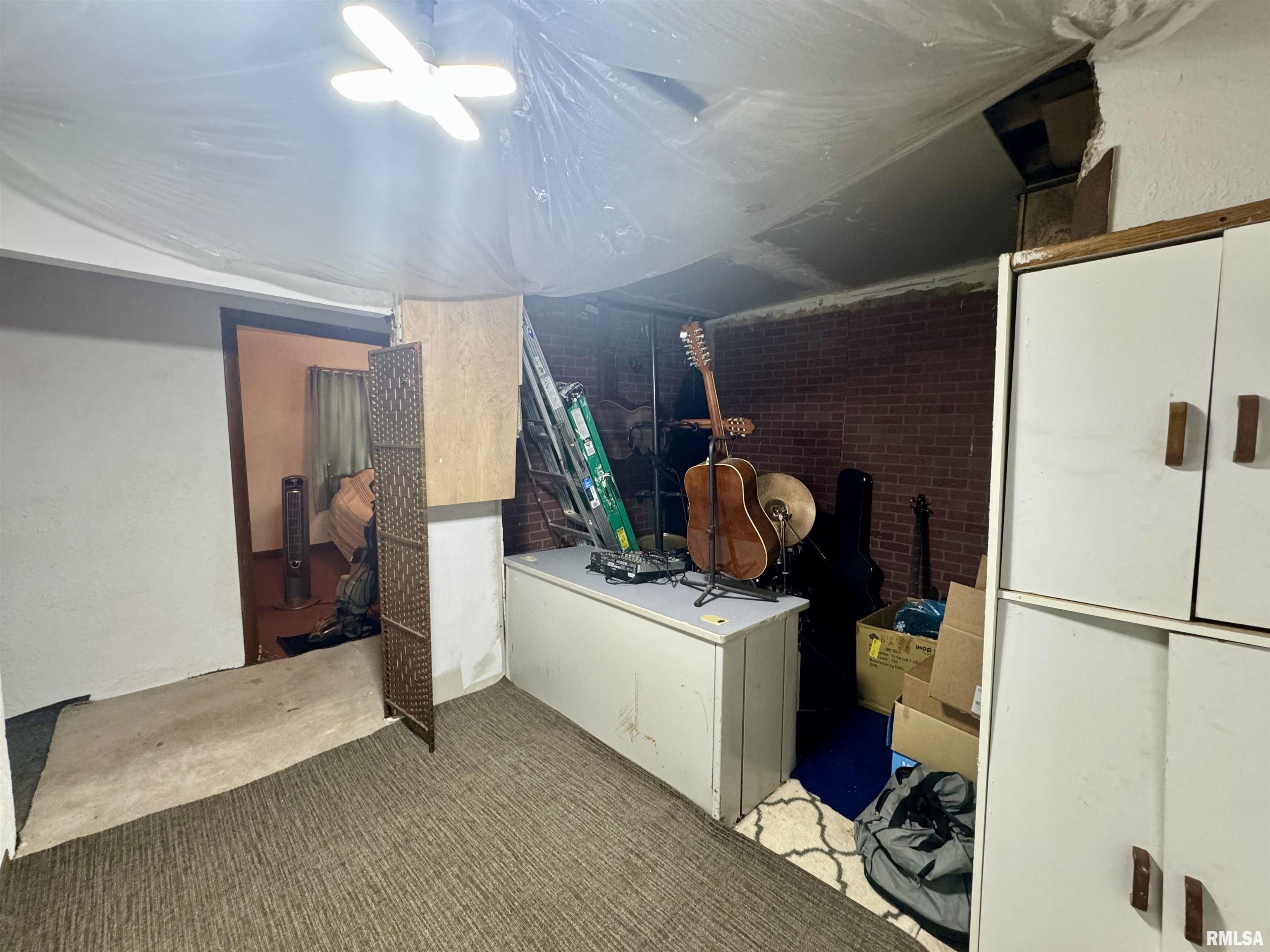 212 West Sylvia Avenue Christopher, IL 62822 - Photo 17 of 20