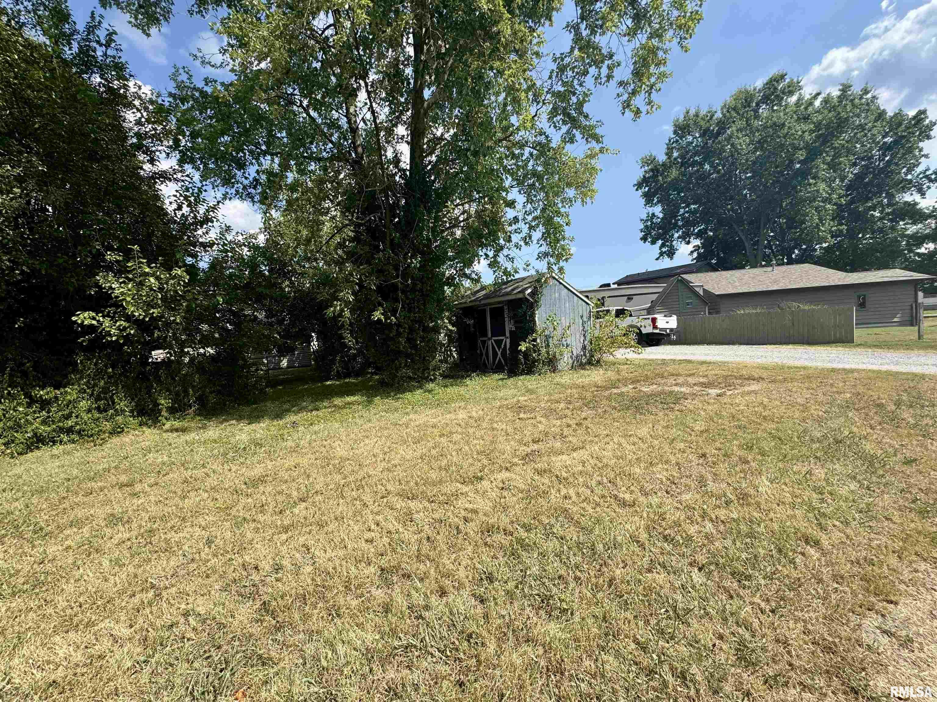 212 West Sylvia Avenue Christopher, IL 62822 - Photo 7 of 20