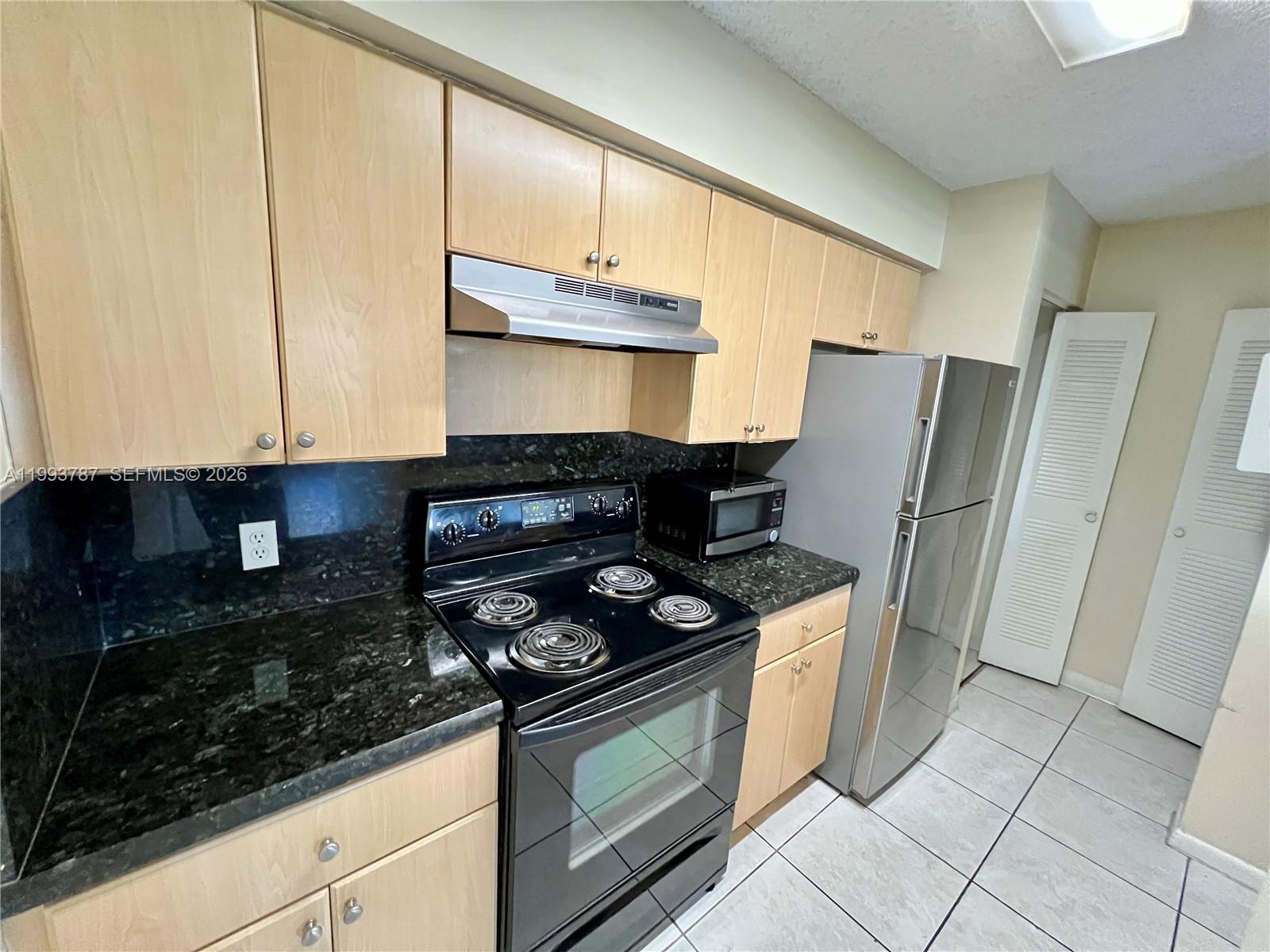 530 South Park Road, Unit 1511 Hollywood, FL 33021 - Photo 4 of 12