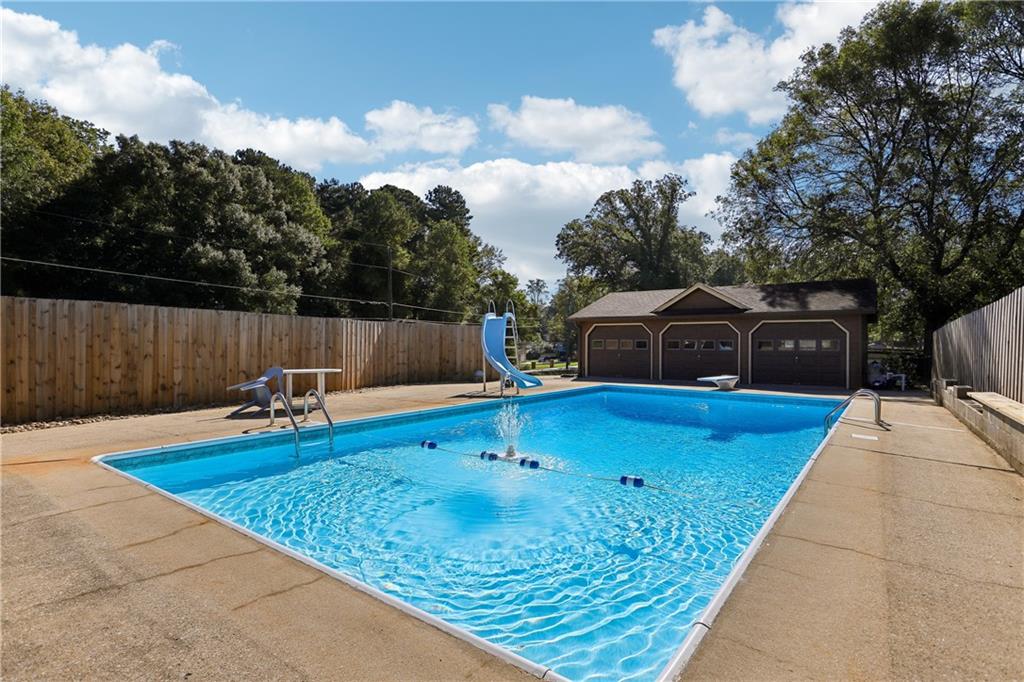 4542 Burns Road Northwest Lilburn, GA 30047 - Photo 38 of 43 Gallery Image 38