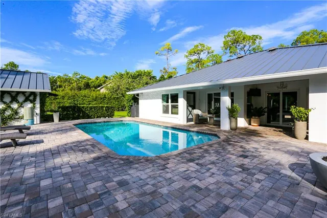 $2,349,000 | 5840 Bur Oaks Lane, Naples, FL 34119