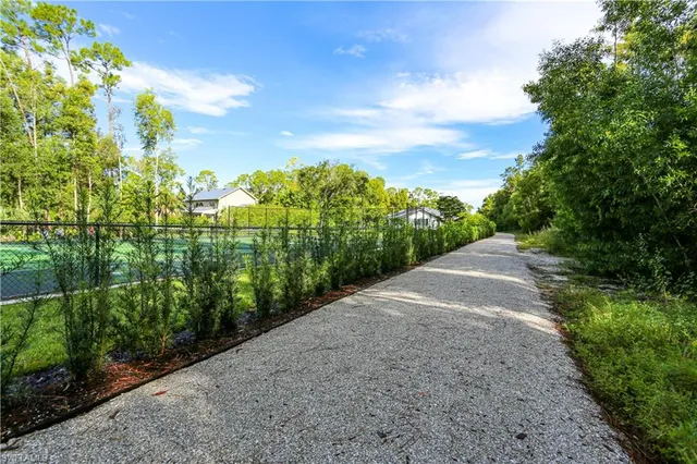 $2,349,000 | 5840 Bur Oaks Lane, Naples, FL 34119