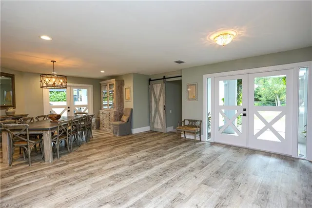 $2,349,000 | 5840 Bur Oaks Lane, Naples, FL 34119