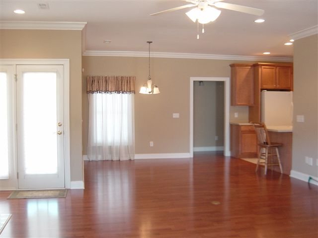 204 Steepleton Way Seneca, SC 29672 - Photo 6 of 20