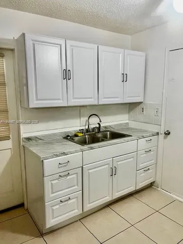 $1,500 | 14545 Southwest 73rd Street, Miami, FL 33183