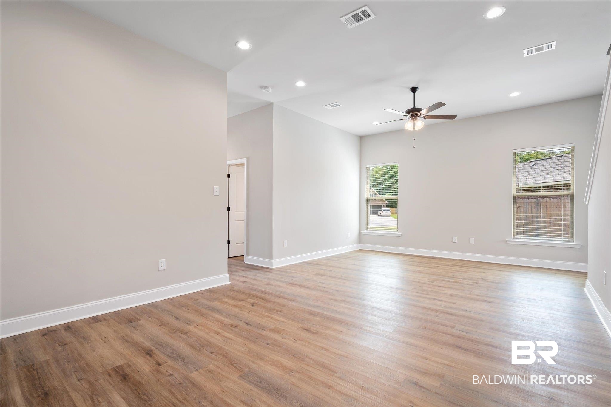 950 Gibson Court Foley, AL 36535 - Photo 3 of 23