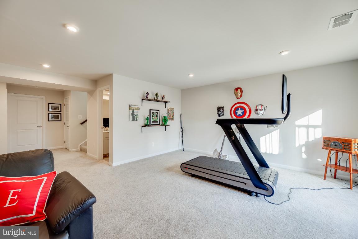 4577 Cotswold Manor Loop Woodbridge, VA 22192 - Photo 49 of 64