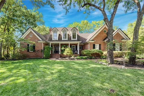 $1,350,000 | 20 East Loch Lloyd Parkway, Loch Lloyd, MO 64012