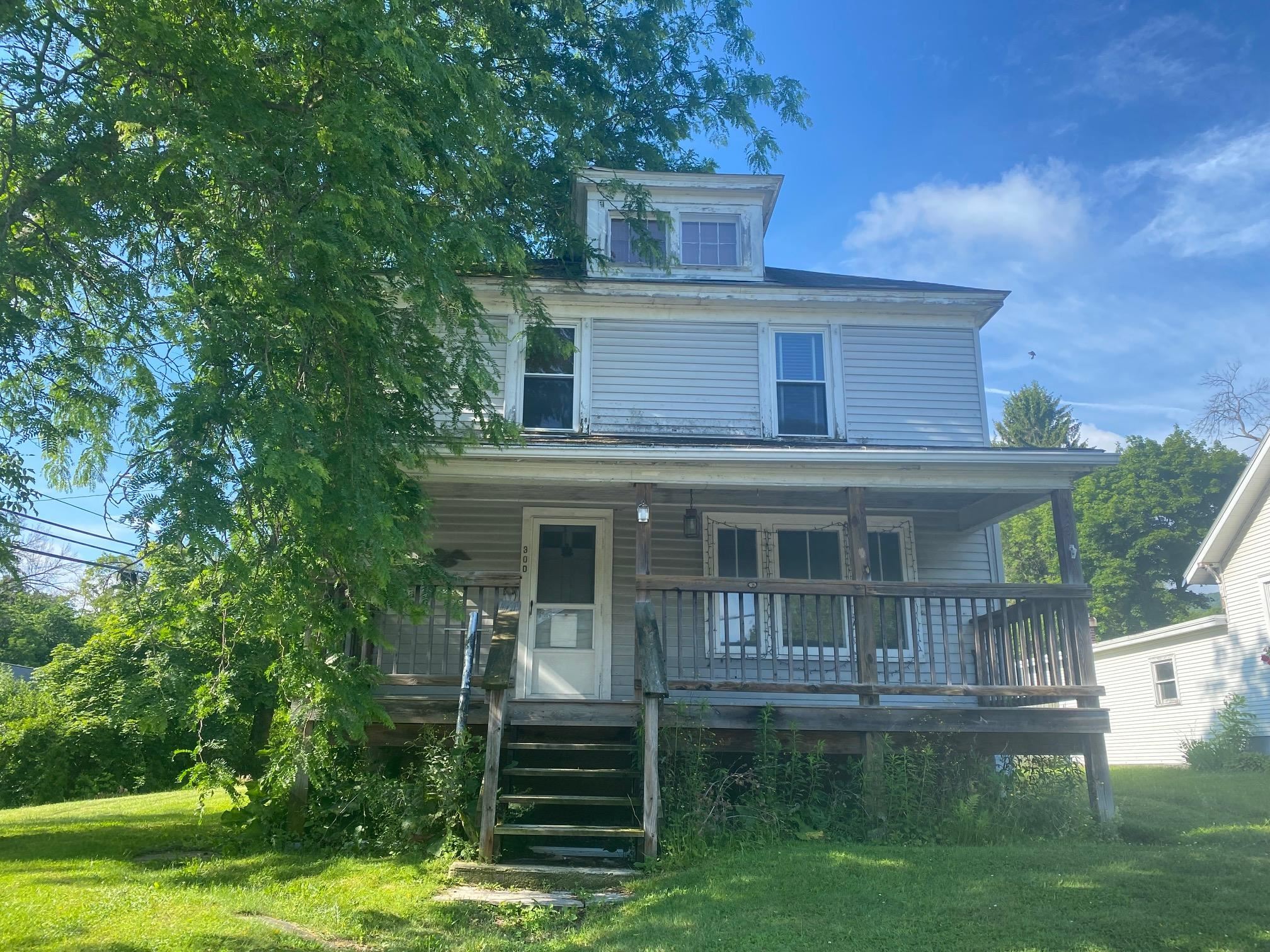 300 Elm Street Bennington, VT 05201 - Photo 1 of 11 Gallery Image 1
