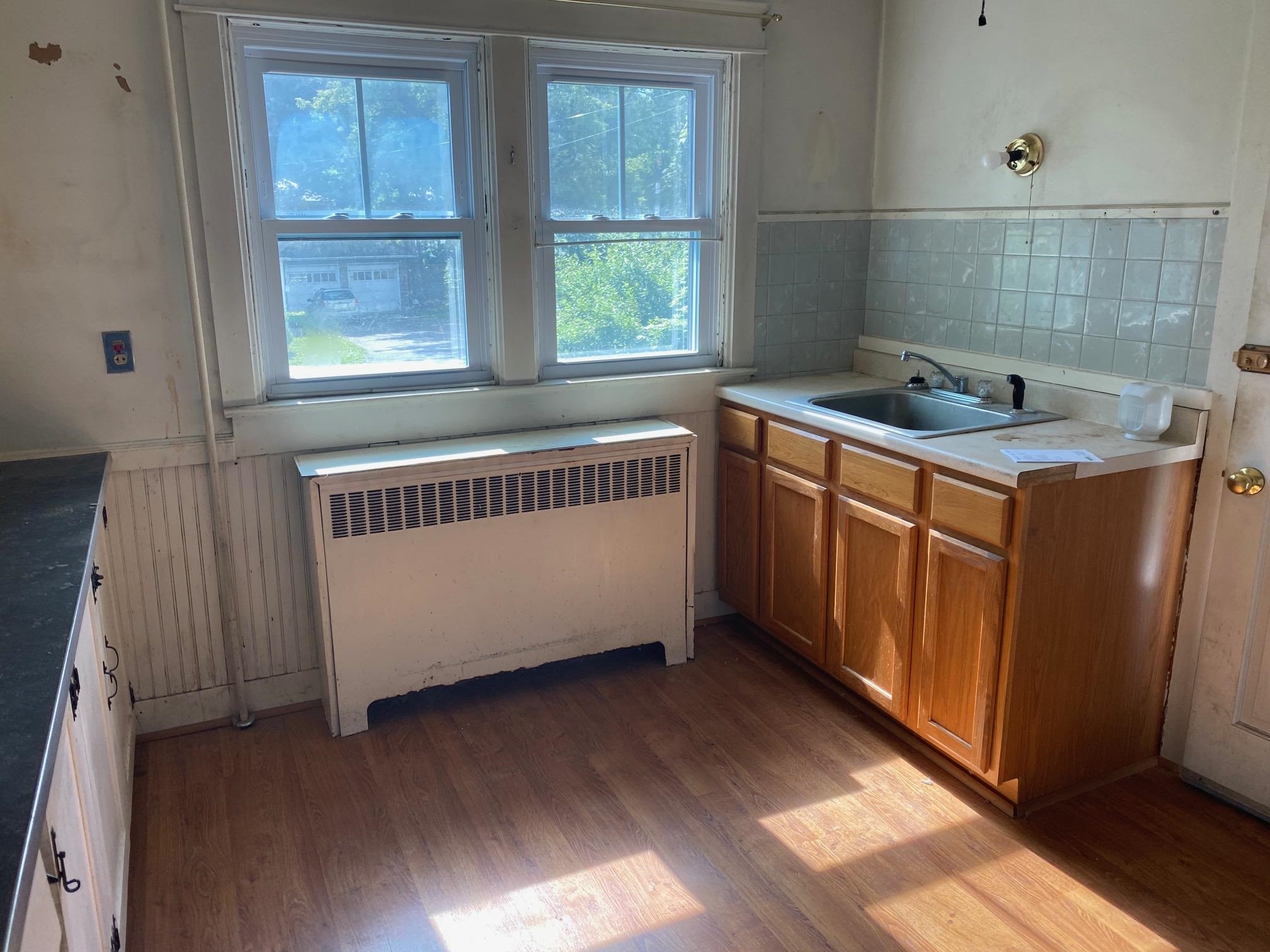 300 Elm Street Bennington, VT 05201 - Photo 5 of 11 Gallery Image 5