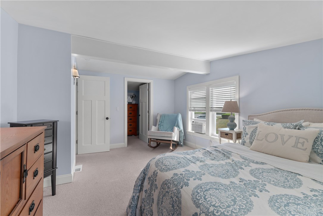 13 Rosedale Court Middletown, RI 02842 - Photo 16 of 33