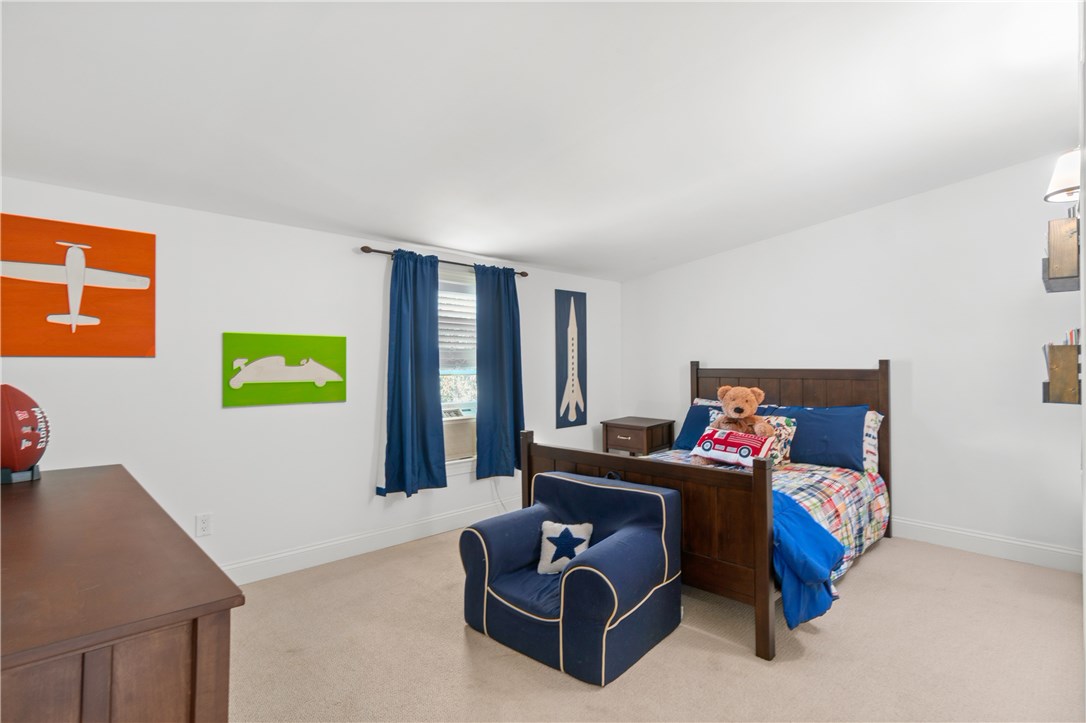 13 Rosedale Court Middletown, RI 02842 - Photo 20 of 33