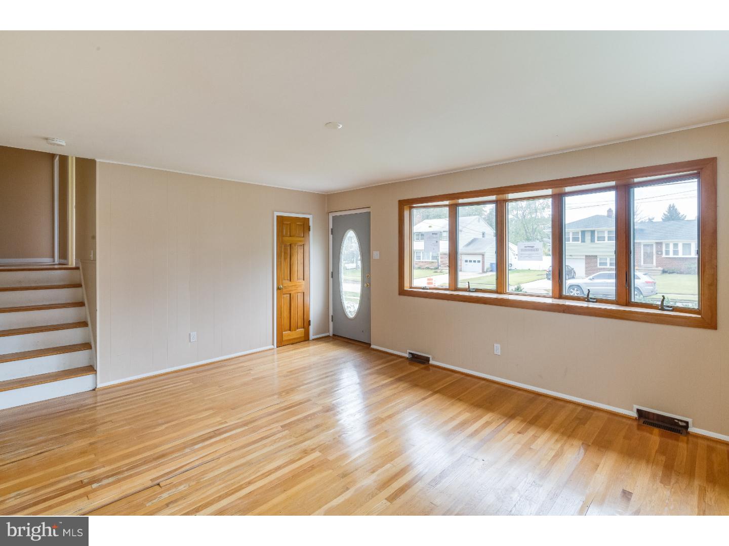 124 Ashbrook Road Cherry Hill, NJ 08034 - Photo 4 of 22 Gallery Image 4