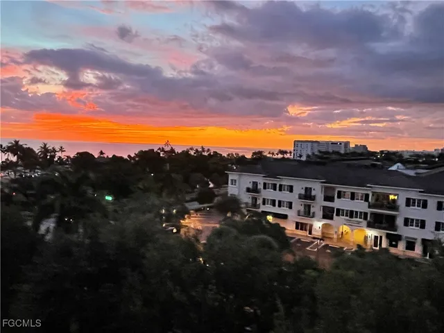 $6,200 | 1300 Gulf Shore Boulevard North, Unit 701, Naples, FL 34102