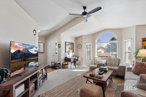 $398,000 | 8513 North Willowdale Drive, Garden City, ID 83714