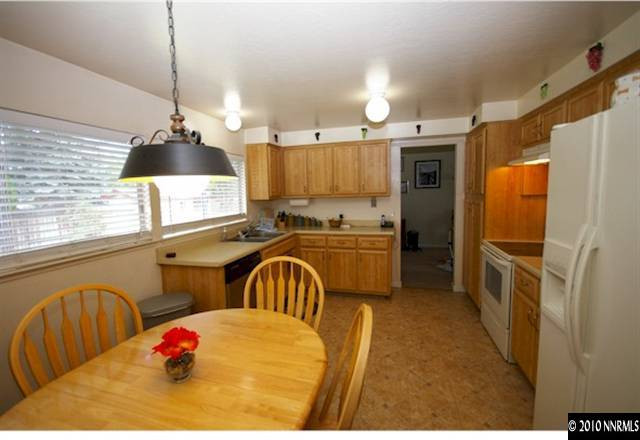 4151 Vivian Court Reno, NV 89502 - Photo 3 of 5 Photo 3