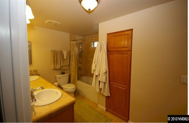 4151 Vivian Court Reno, NV 89502 - Photo 5 of 5 Photo 5