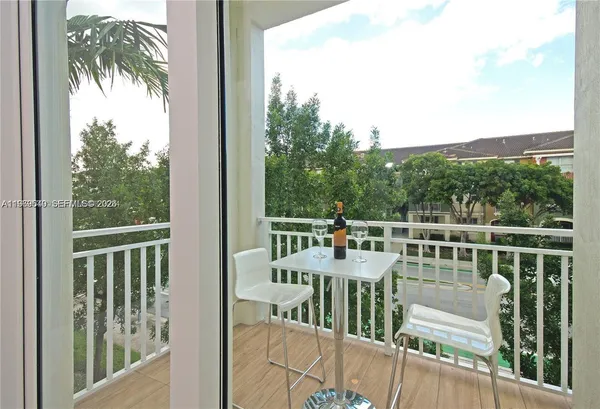 $2,795 | 10950 Northwest 82nd Street, Unit 204, Doral, FL 33178