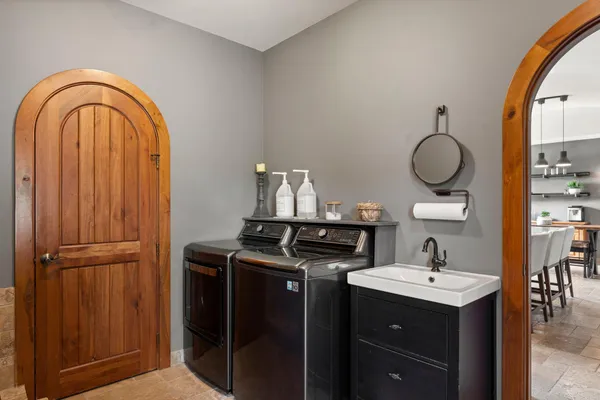 $1,200,000 | 20505 Donnelly Avenue, Farmington, MN 55024