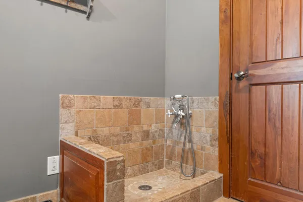 $1,200,000 | 20505 Donnelly Avenue, Farmington, MN 55024