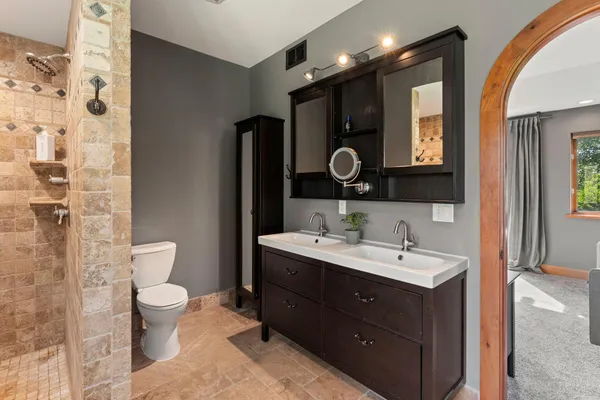 $1,200,000 | 20505 Donnelly Avenue, Farmington, MN 55024